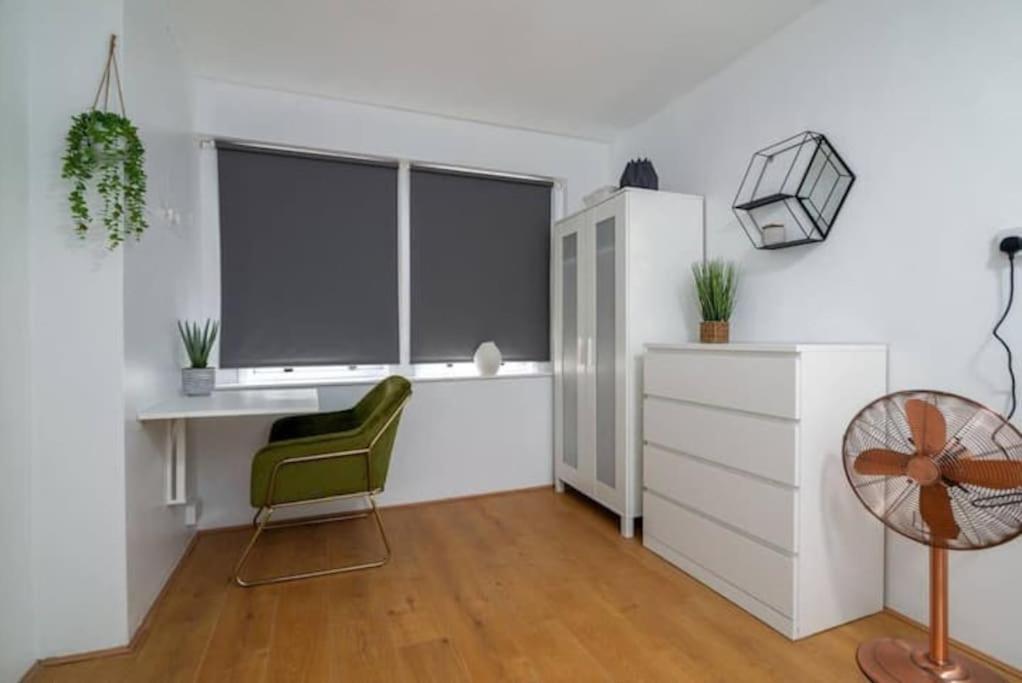 Quiet 4 Bedroom House Between Camden & Kings Cross Londra Exterior foto